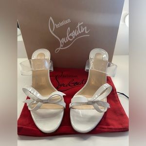 **CHRISTIAN LOUBOUTIN NODO BOW SANDAL * AUTHENTIC * GREAT CONDITION**